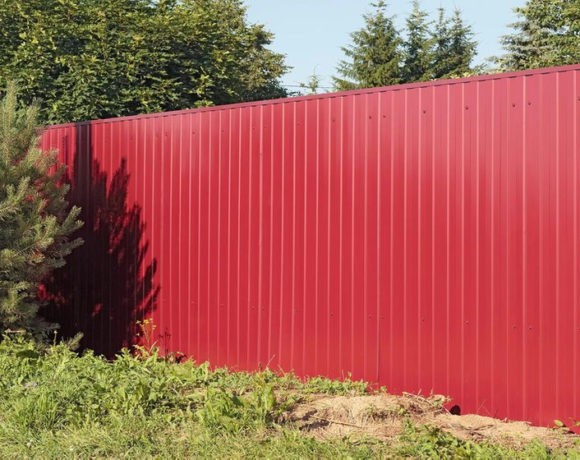Забор из профнастила